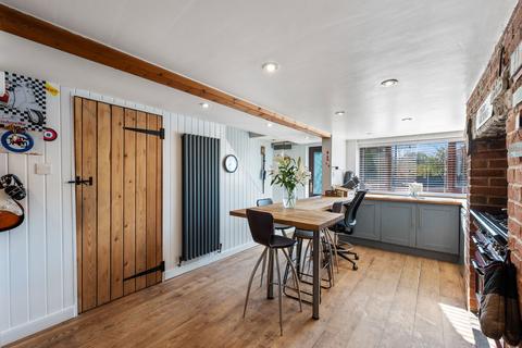 54 Fox Hill Road, Sheffield, S6 1HB