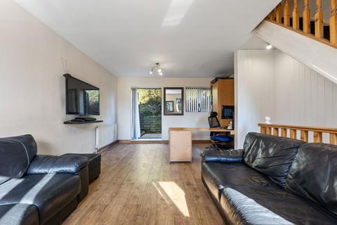 54 Fox Hill Road, Sheffield, S6 1HB