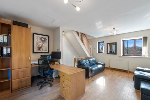 54 Fox Hill Road, Sheffield, S6 1HB
