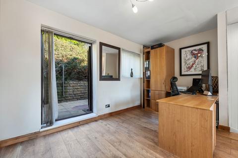 54 Fox Hill Road, Sheffield, S6 1HB