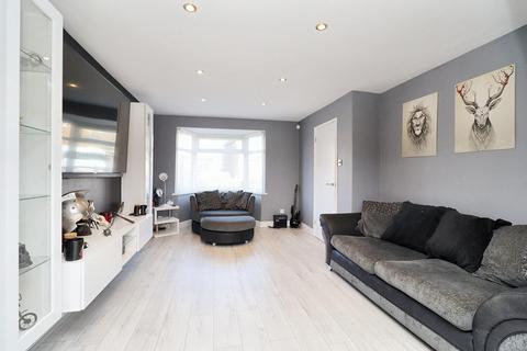 6 Beccles Close, Stockton-on-tees, TS19 0XB