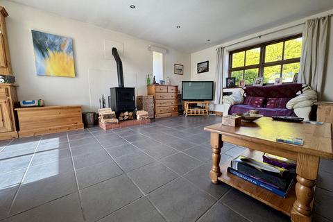 2 bedroom cottage for sale, Llanddeusant, Llanddeusant, LL65