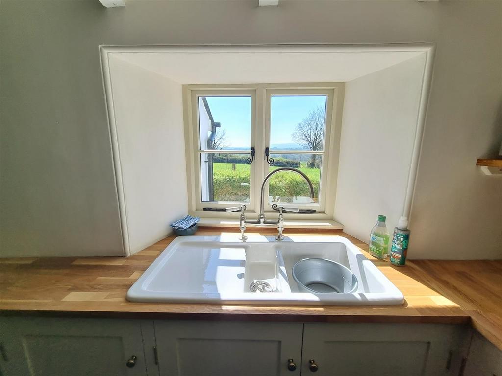 Sink.jpg