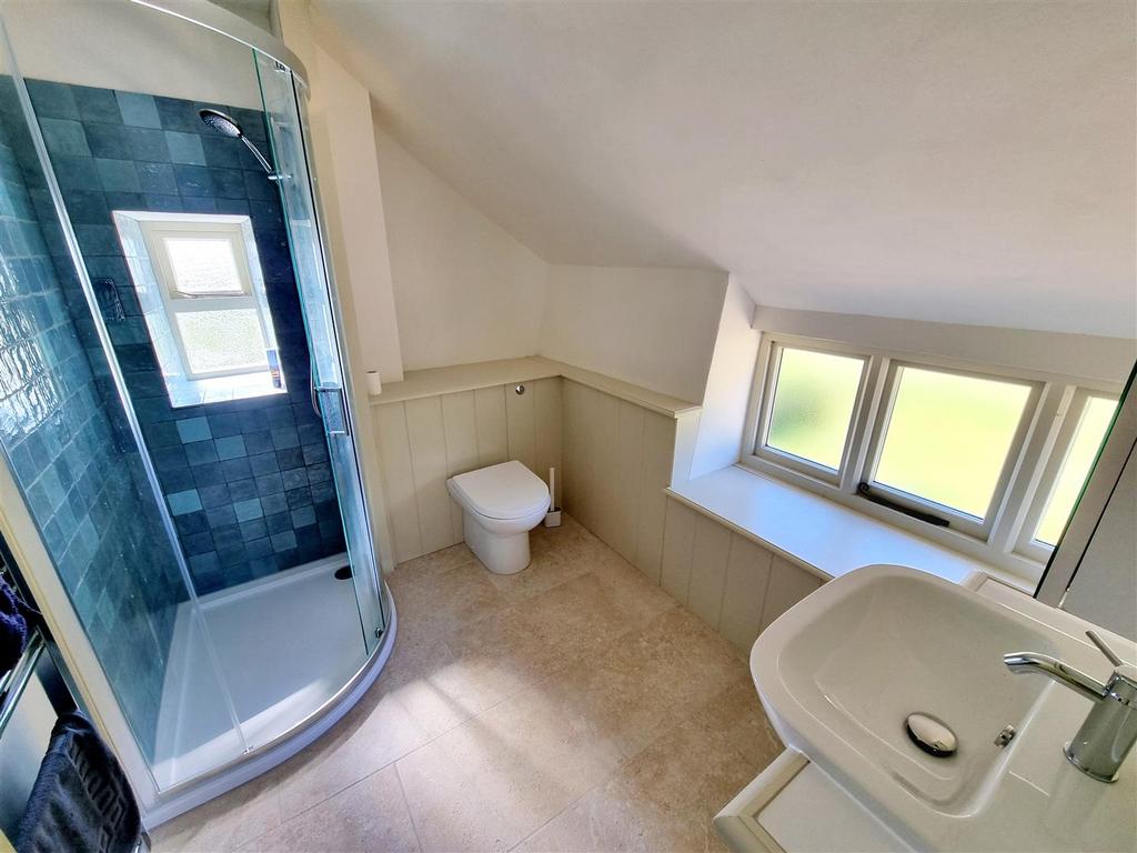 Shower room.jpg