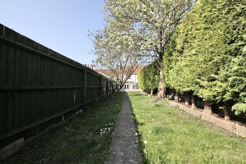 undefined, West End, Street
