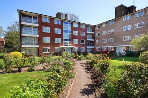 3 bedroom apartment for sale, Elm Avenue, W5