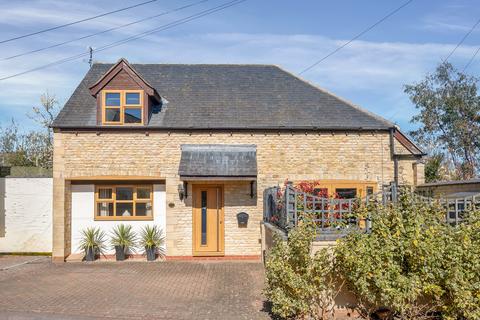 Mews Cottage Oakham Road, Whissendine, Oakham, LE15 7HA