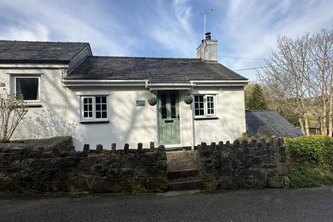 4 Brick Street, Pentraeth, LL75 8BX