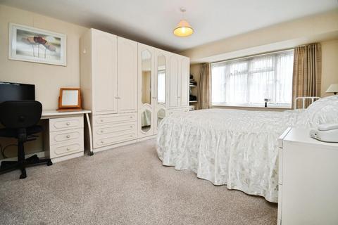 13 Edens Way, Ripon, HG4 1RB