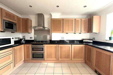2 bedroom flat for sale, Norfolk House, Westmoreland Road