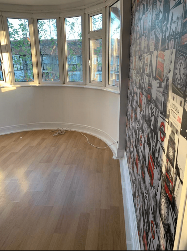 3 Bedroom House on Kings Road , Harrow ( HA2 ) wi