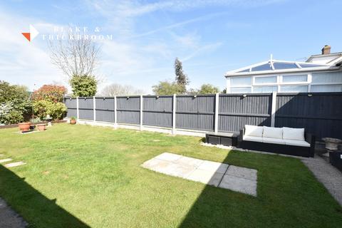 2 bedroom chalet for sale, Jubilee Avenue, Clacton-on-Sea
