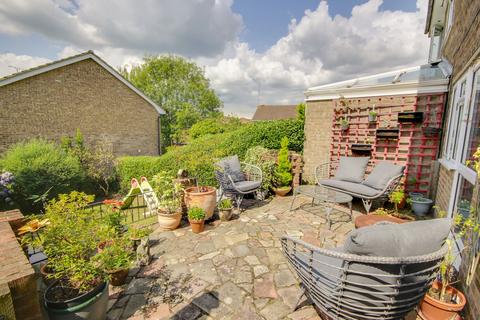 3 bedroom semi-detached house for sale, Rowan Close, Haywards Heath, RH16