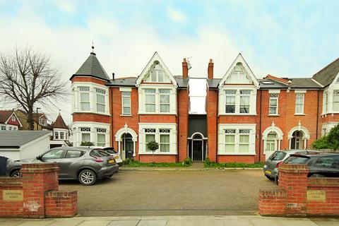 4, Lansdowne Lodge Sutherland Road, London, W13 0DX