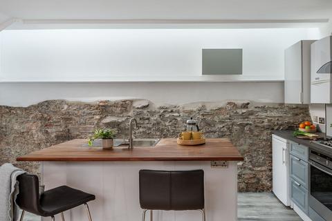 undefined, Lake Street, Dartmouth, Devon