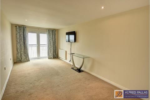 2 bedroom apartment for sale, Bay Court, South Bents