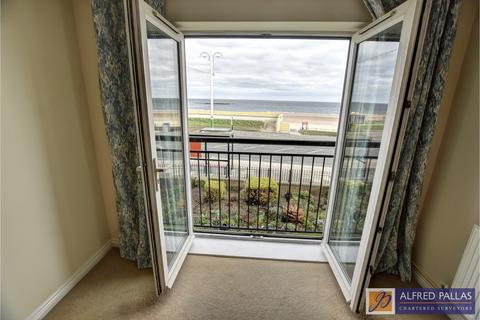 2 bedroom apartment for sale, Bay Court, South Bents