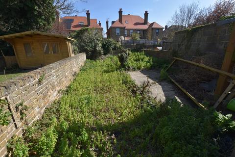 4 bedroom terraced house for sale, Warwick Road, Cliftonville, Margate