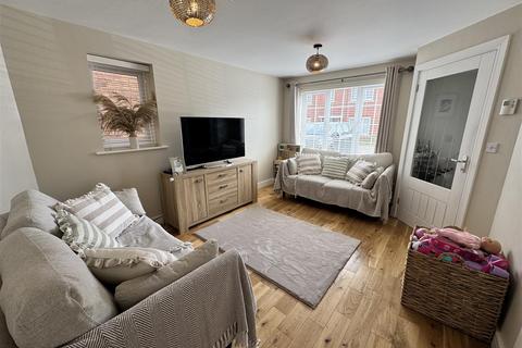 6 Reliant Close, Castle Bromwich, Birmingham, B36 9NG
