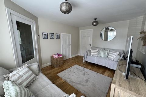 6 Reliant Close, Castle Bromwich, Birmingham, B36 9NG