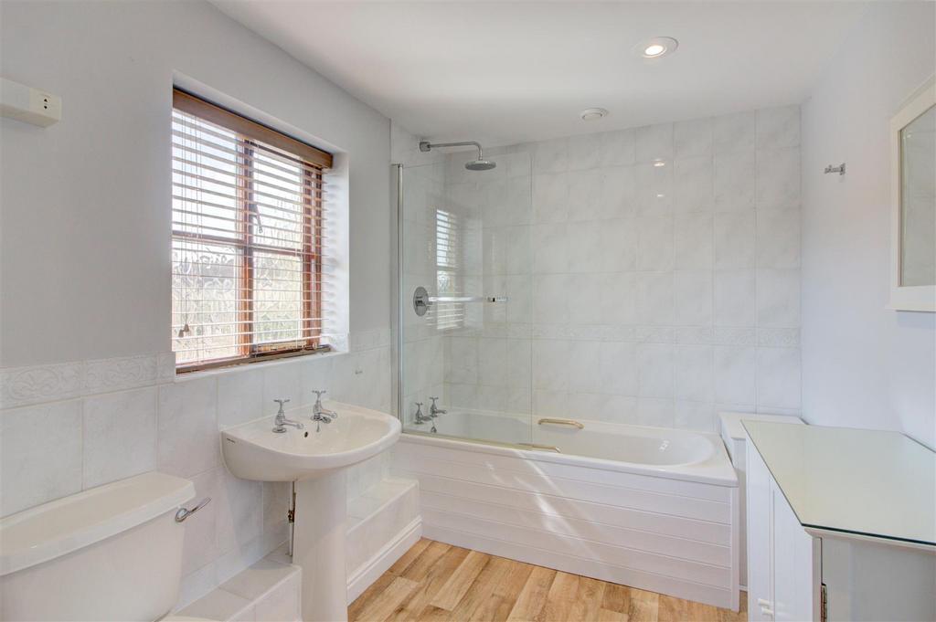 Family bathroom