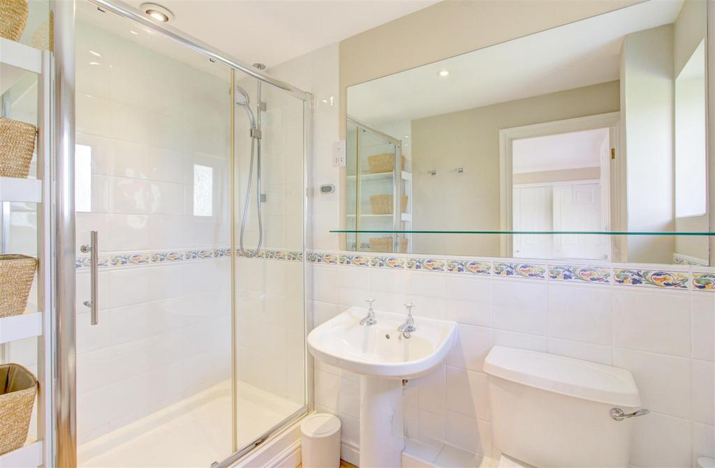 Ensuite shower room