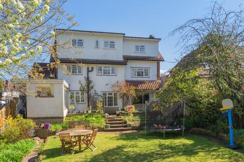 5 bedroom detached house for sale, Southland Road, Leicester LE2