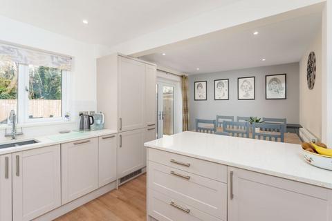3 bedroom detached house for sale, Greenhills Park, Bloxham