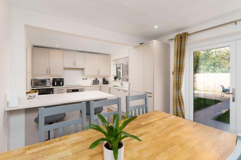 3 bedroom detached house for sale, Greenhills Park, Bloxham