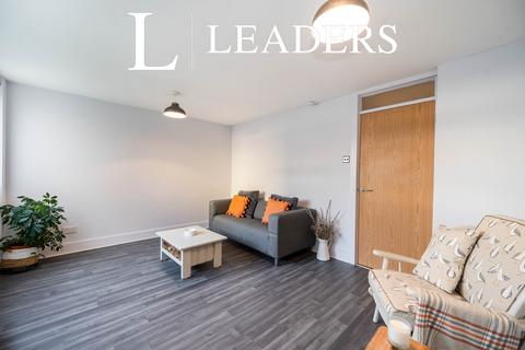3 bedroom maisonette to rent, Fort Cumberland Road, Southsea