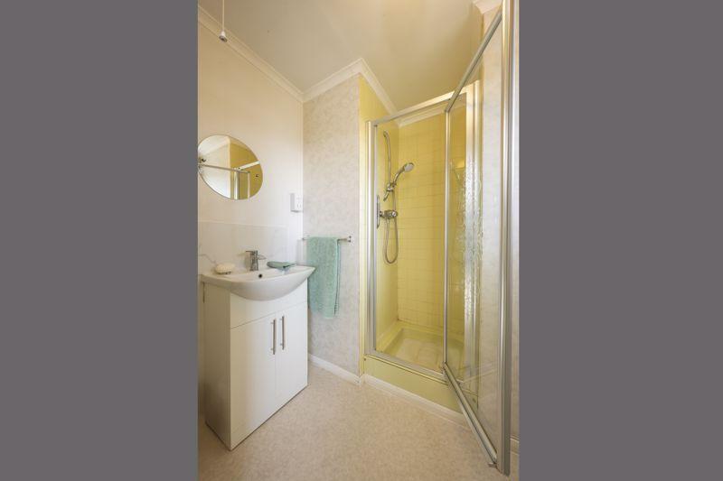 En suite (2)