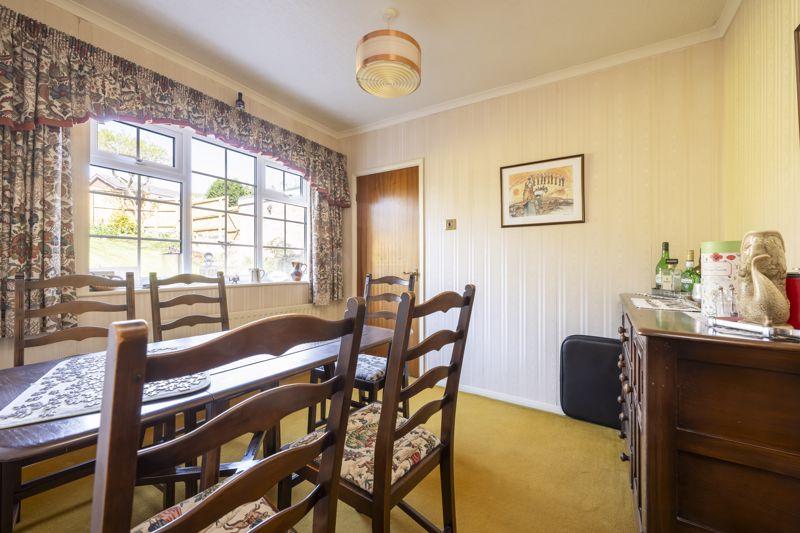 Dining room (2)