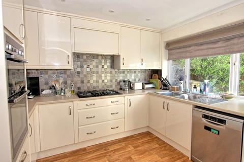 4 bedroom semi-detached house for sale, Albion Crescent, Chalfont St. Giles