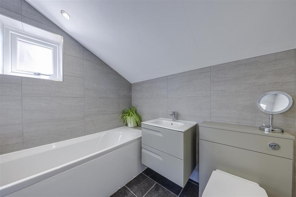 Family Bathroom Alt