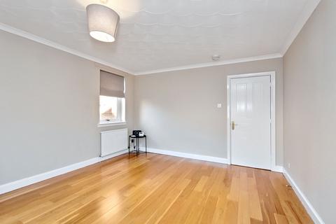 5/1 Craigend Park, Edinburgh, EH16 5XY