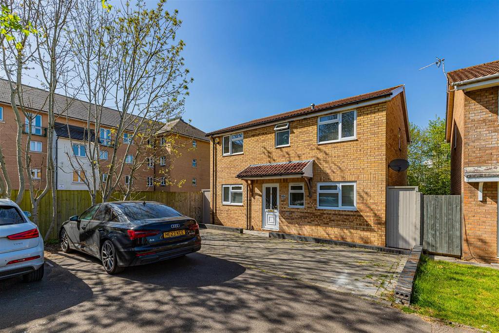 Craiglee Drive 42a-1.jpg