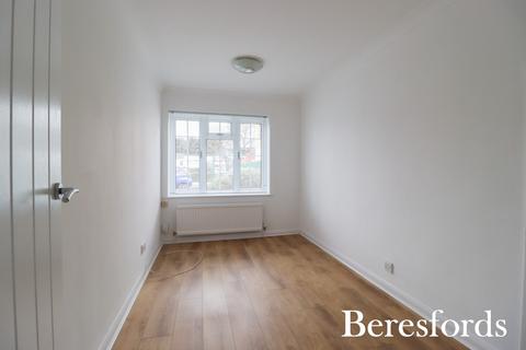 2 bedroom maisonette for sale, Marlborough Gardens, Upminster, RM14