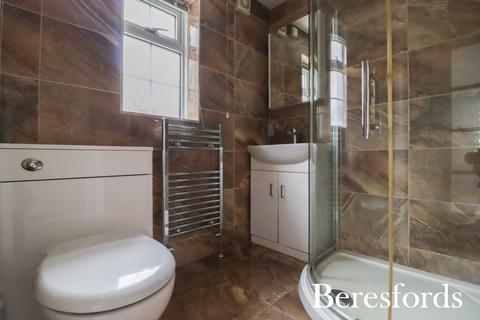 2 bedroom maisonette for sale, Marlborough Gardens, Upminster, RM14