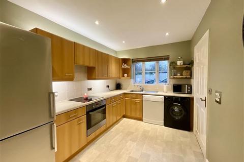 3 bedroom townhouse for sale, Swallow Wood Road, Swallownest, Sheffield, S26 4SZ