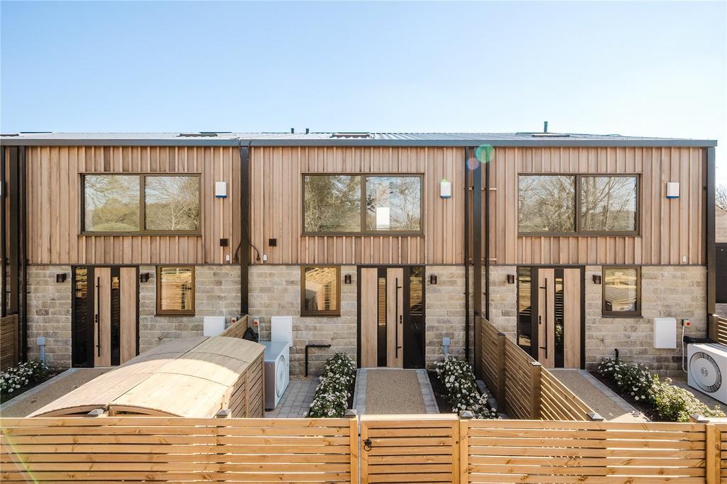 Acorn Lodge