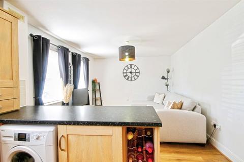2 bedroom flat for sale, Sandringham Court, Chester Le Street, County Durham, DH3