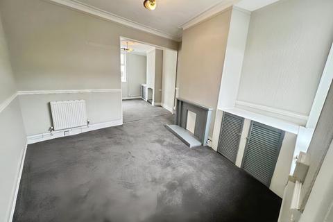 2 bedroom terraced house to rent, Upper Hillchurch Street, Staffordshire ST1