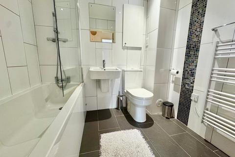 2 bedroom apartment for sale, Clough Gardens, Rossendale BB4