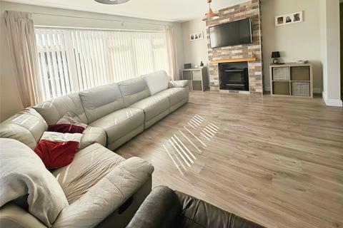 4 bedroom detached house to rent, Parkhill Road, Doncaster DN3