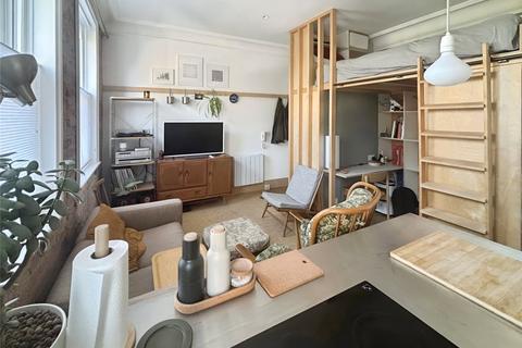 1 bedroom flat for sale, Adelaide Road, Surbiton KT6