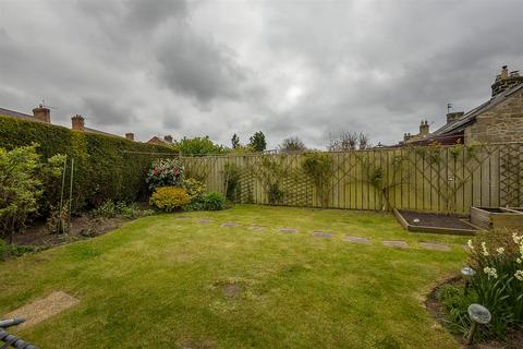 3 bedroom semi-detached bungalow for sale, Killingworth Road, Killingworth, Newcastle upon Tyne