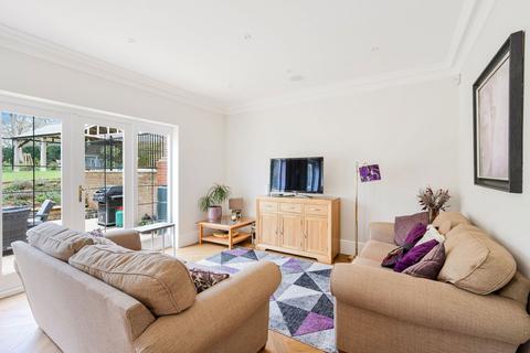 Rose Lawn Big Common Lane, Bletchingley, Redhill, RH1 4QE