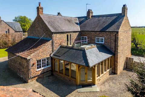 5 bedroom detached house for sale, Beck Farm, Cundall, York, YO61 2RN