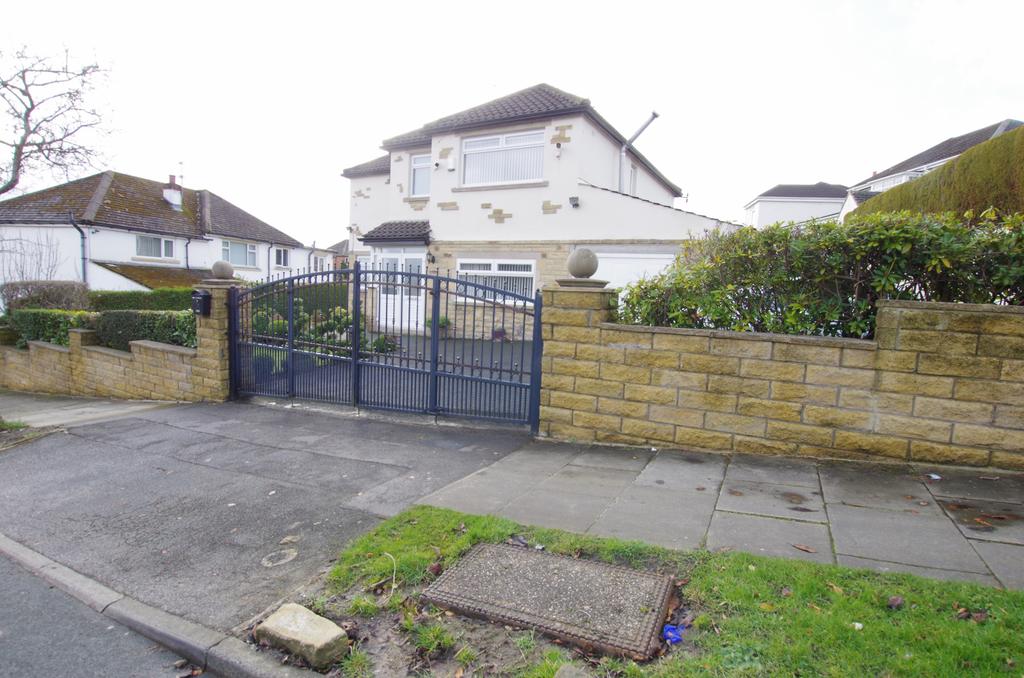 1 Manscombe Road, Allerton  BD15 7 AD
