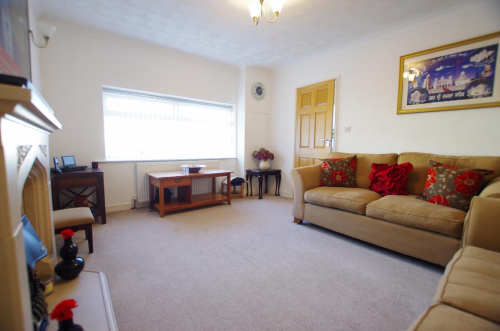 Front Sitting Room
